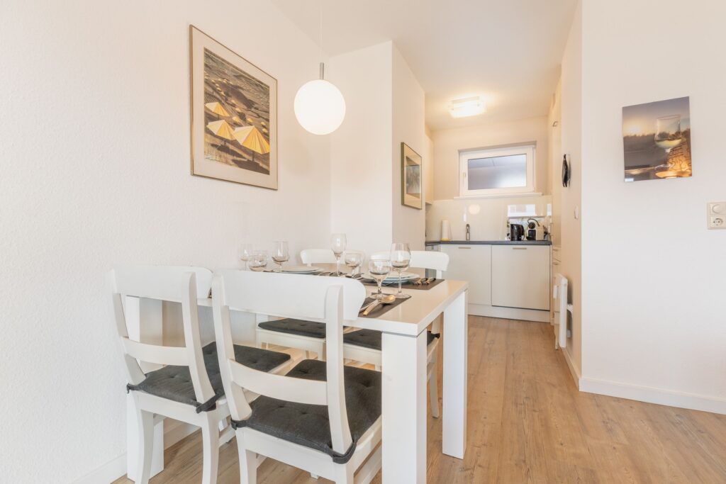 Küche in Ferienwohnung Wenningstedt