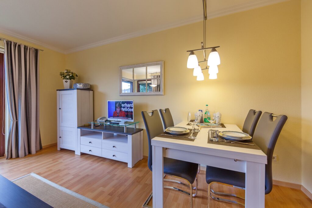 Wohnzimmer in Ferienwohnung Wenningstedt