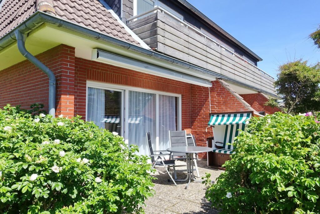 Terrasse von Ferienwohnung Wenningstedt
