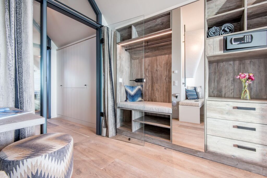 Garderobe in Ferienwohnung Wenningstedt