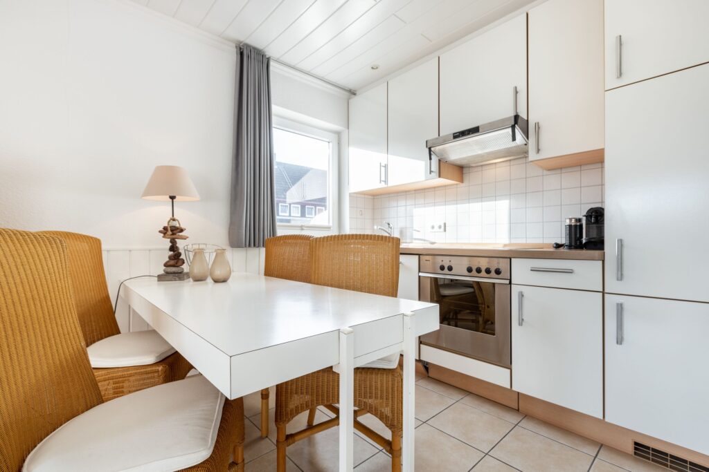 Küche in Ferienwohnung Wenningstedt
