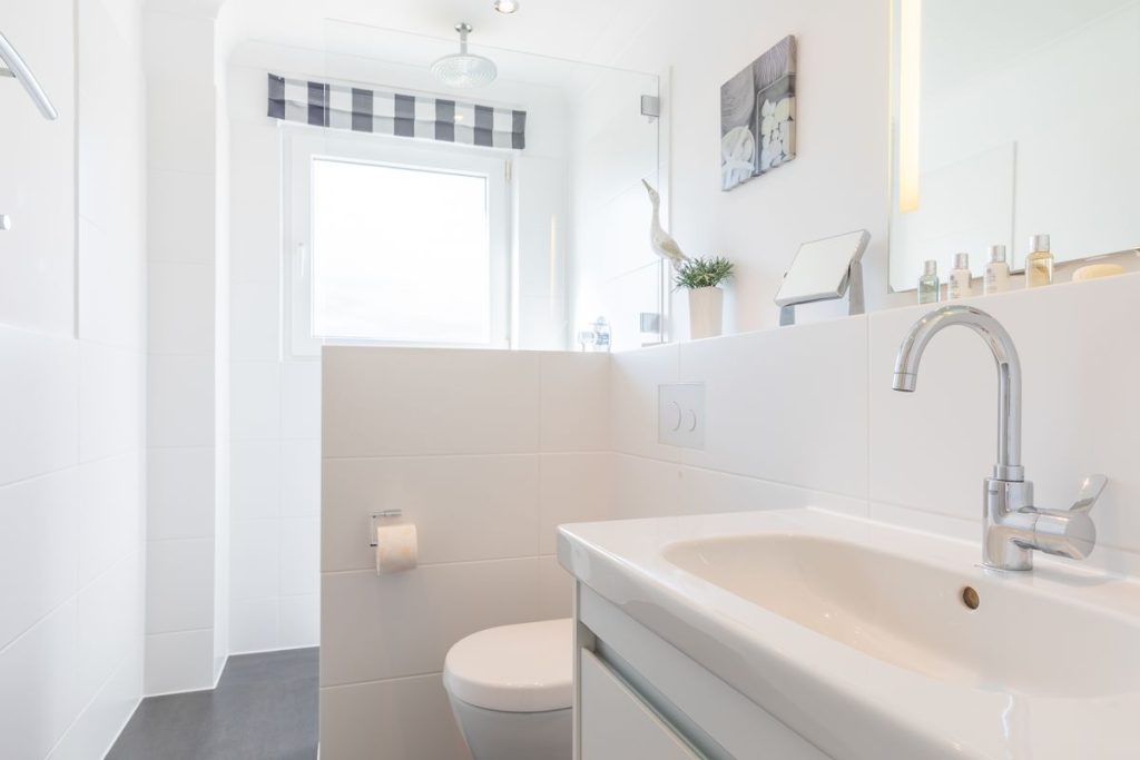 Bad in Ferienwohnung Wenningstedt