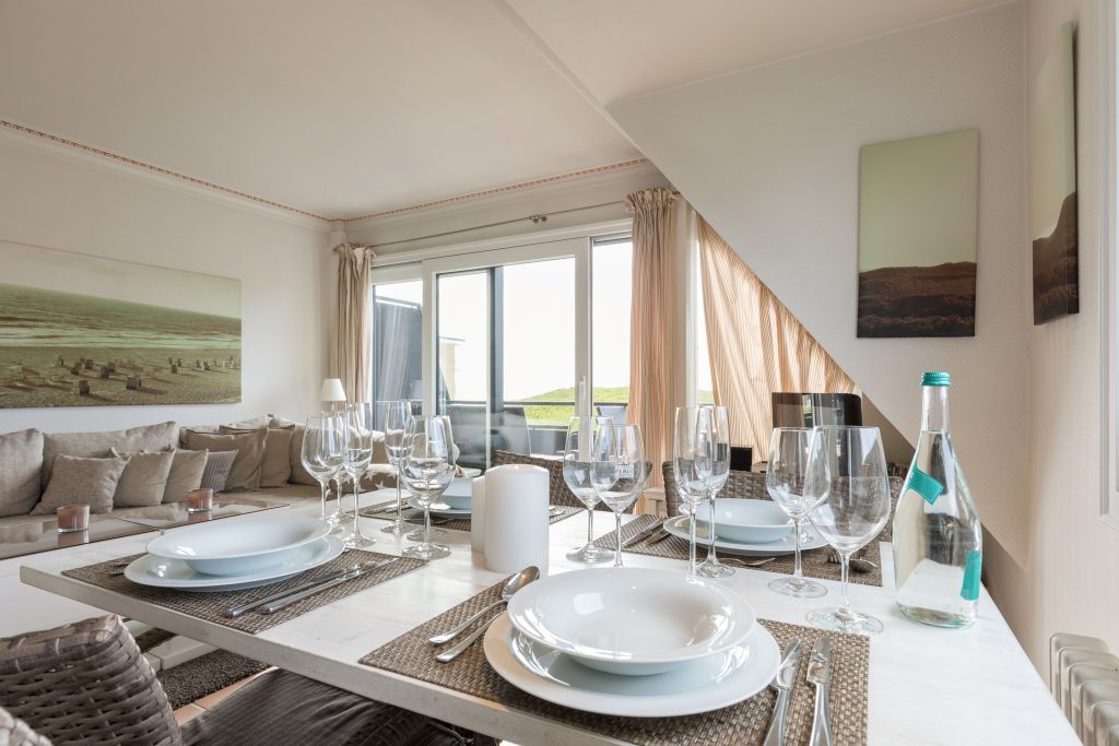 Esstisch in Ferienwohnung Wenningstedt