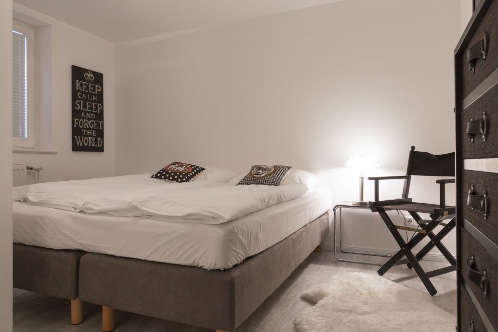 Schlafzimmer in Ferienwohnung Wenningstedt