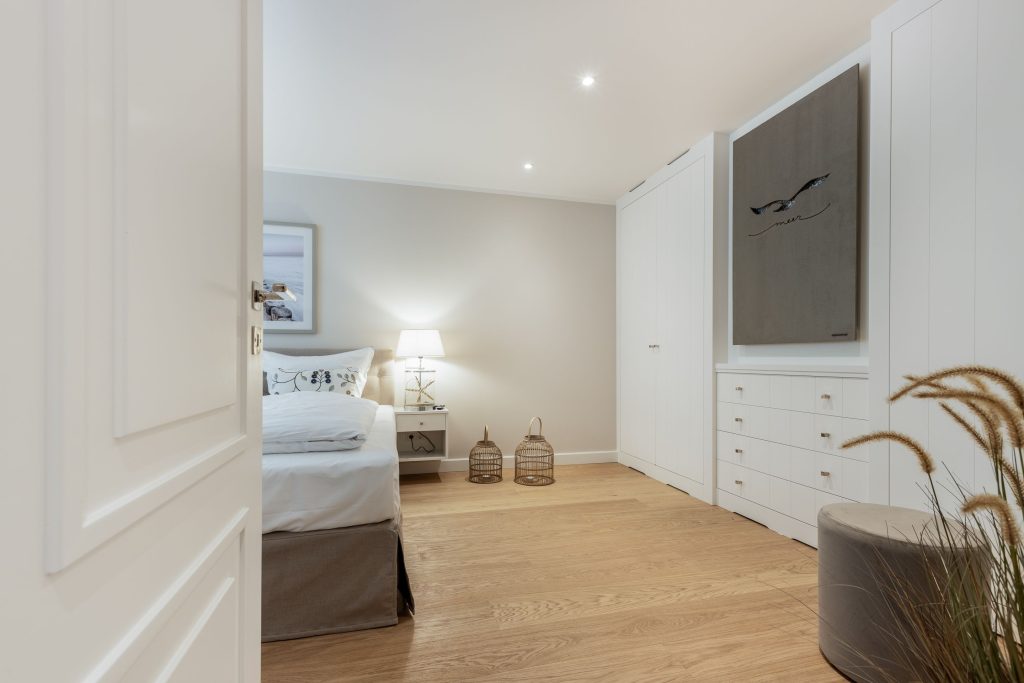 Schlafzimmer in Ferienwohnung Wenningstedt