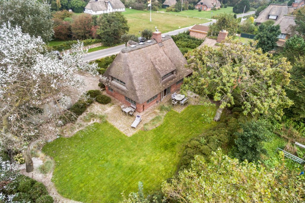 Garten von Ferienwohnung Wenningstedt