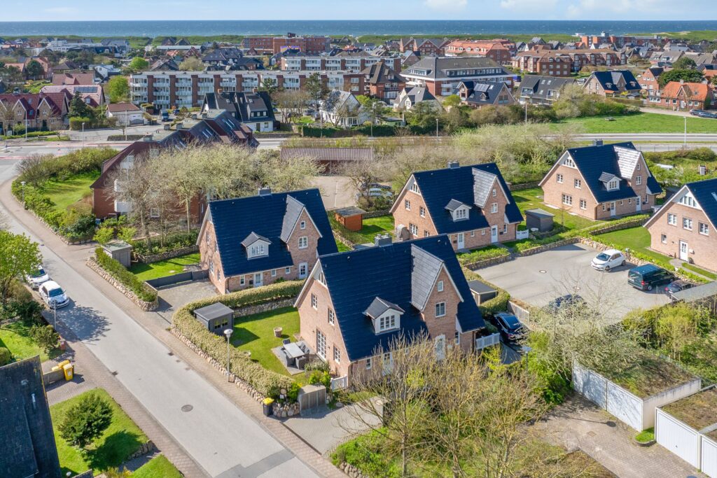 Ferienwohnung Wenningstedt mit Garten