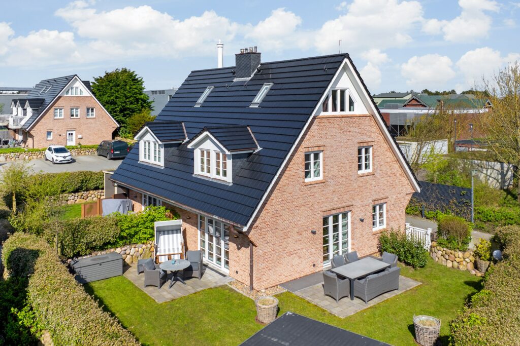 Ferienwohnung Wenningstedt mit Garten