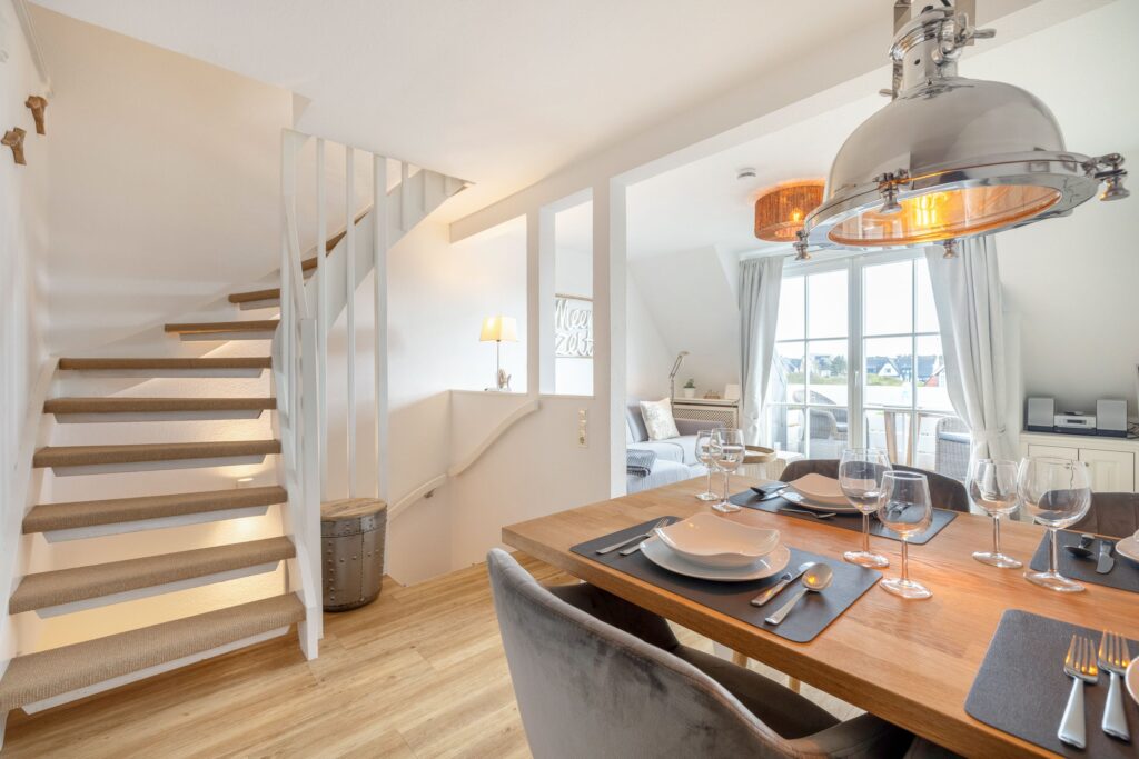 Esstisch in Ferienwohnung Wenningstedt