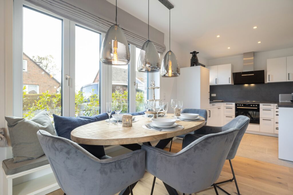 Esstisch in Ferienwohnung Wenningstedt