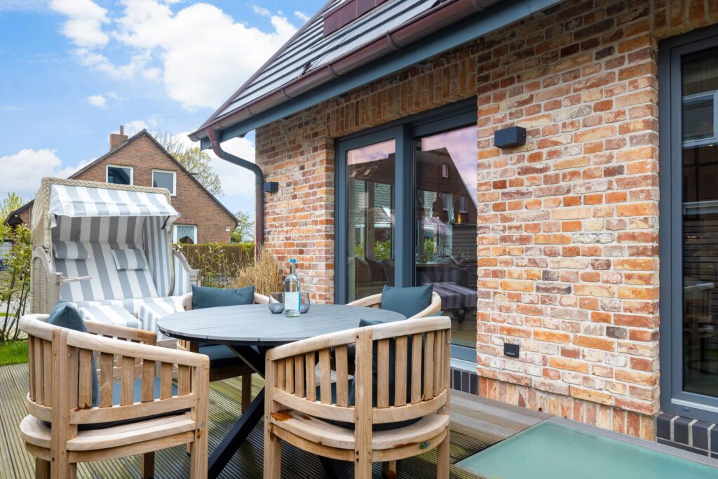 Terrasse von Ferienwohnung Wenningstedt