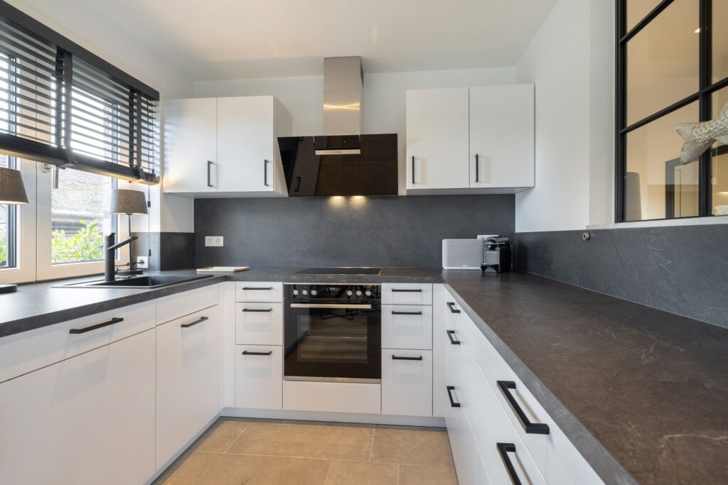Küche in Ferienwohnung Wenningstedt