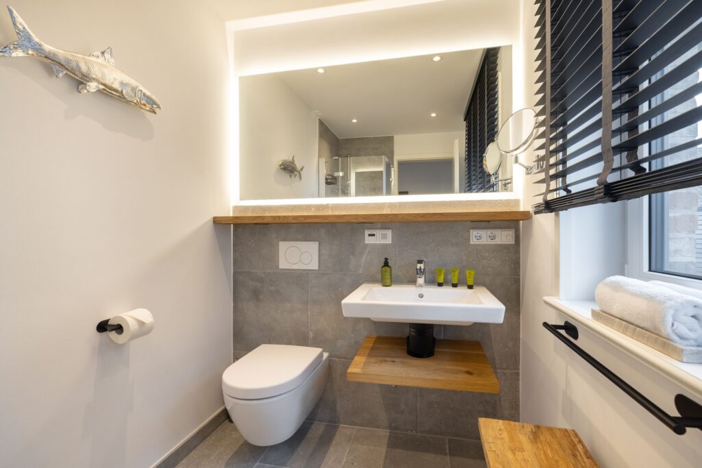 Bad in Ferienwohnung Wenningstedt