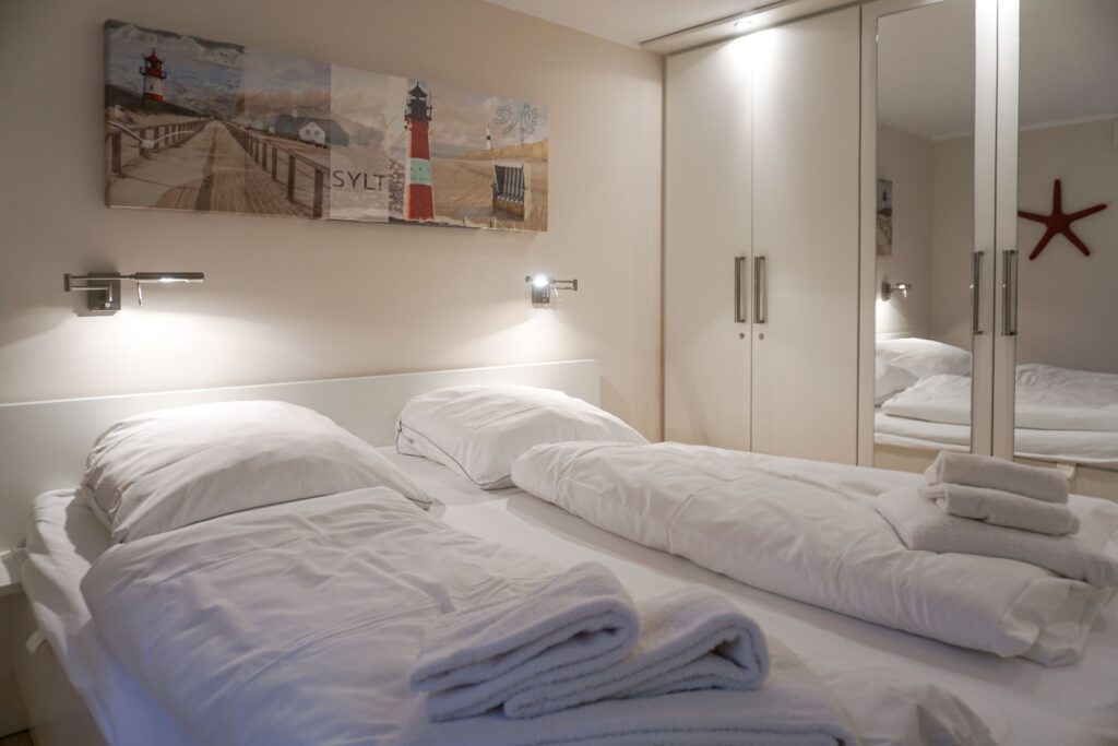 Doppelzimmer in einem Ferienhaus auf Sylt