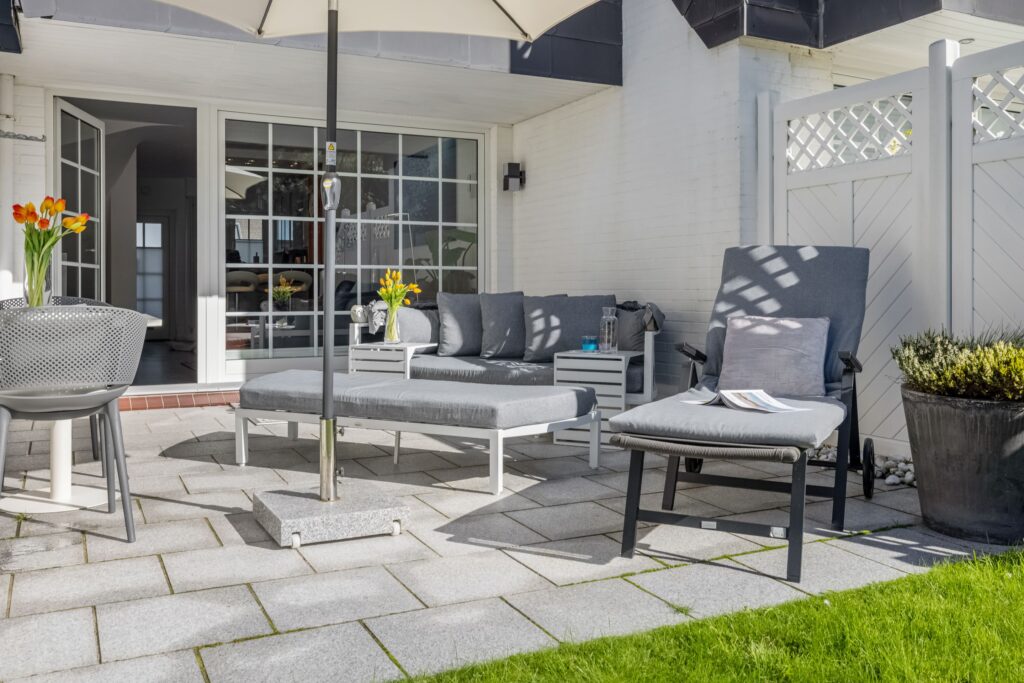 Terrasse eines Ferienhauses auf Sylt