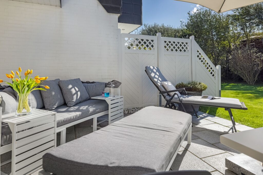 Terrasse eines Ferienhauses auf Sylt