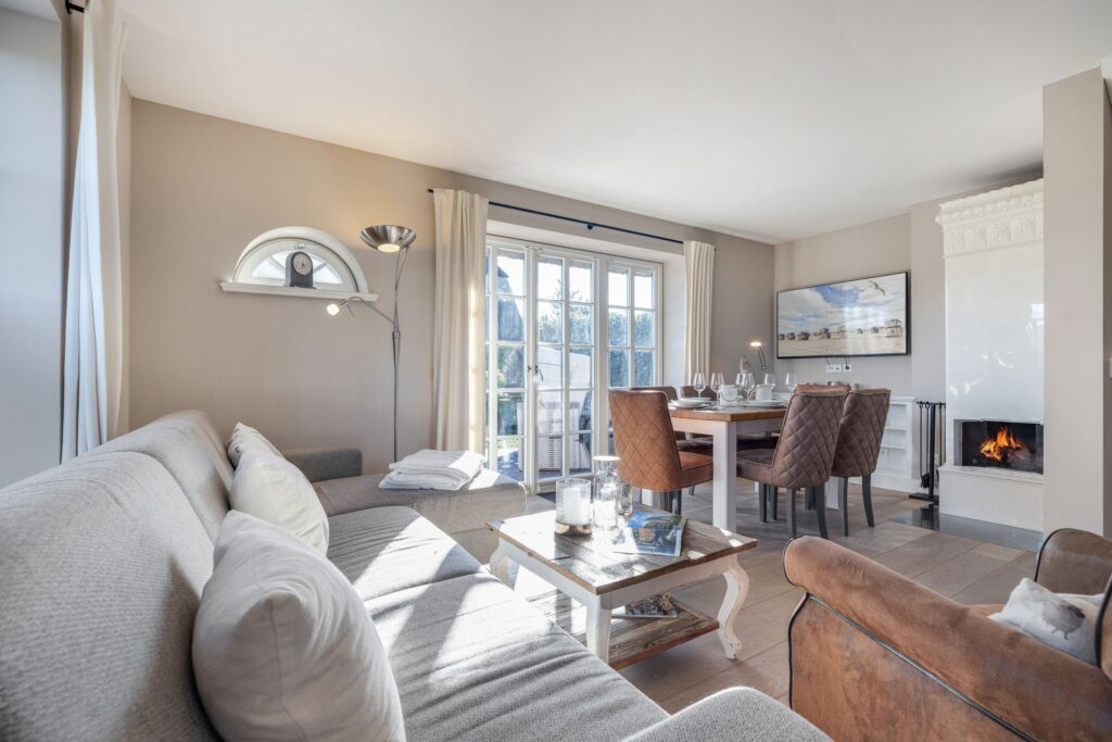 Wohnzimmer in einem Ferienhaus auf Sylt