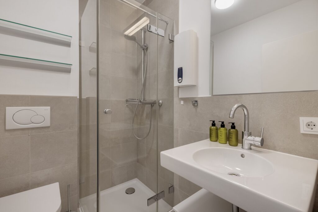 Badezimmer in einem Ferienhaus auf Sylt